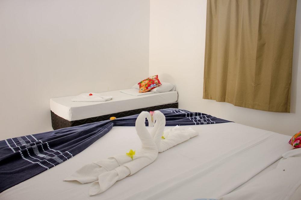 Hotel Mare Mansa 日若卡-迪热里科阿科阿拉 外观 照片